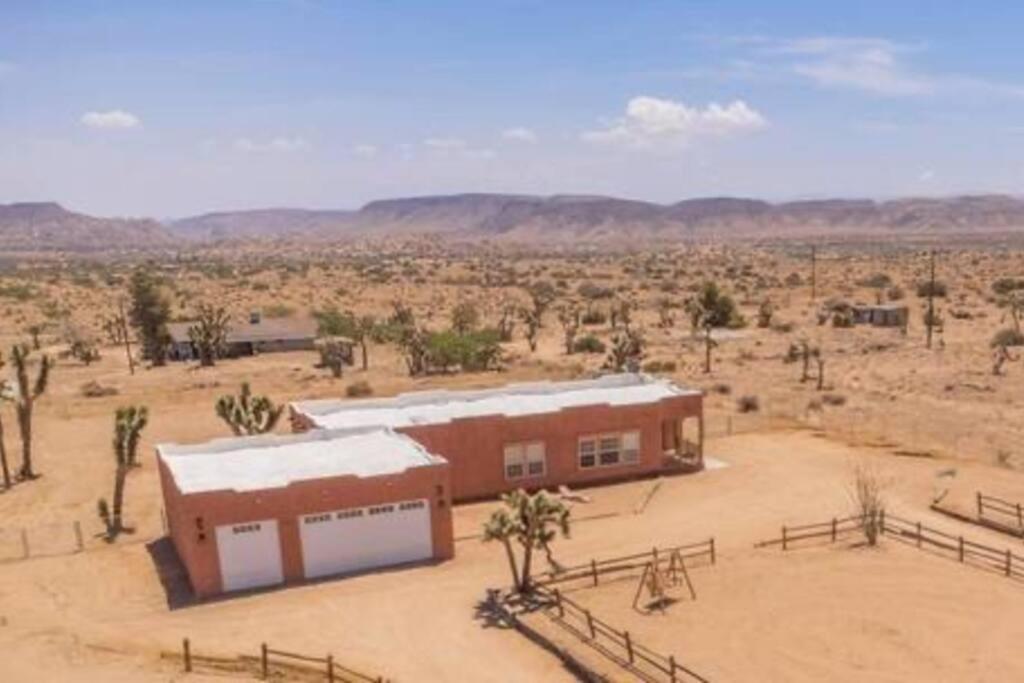 Villa Near Pappy & Harriet'S + Rimrock Ranch W/ Hot Tub Pioneertown Exterior foto