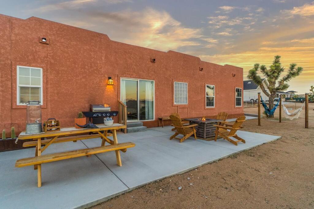Villa Near Pappy & Harriet'S + Rimrock Ranch W/ Hot Tub Pioneertown Exterior foto